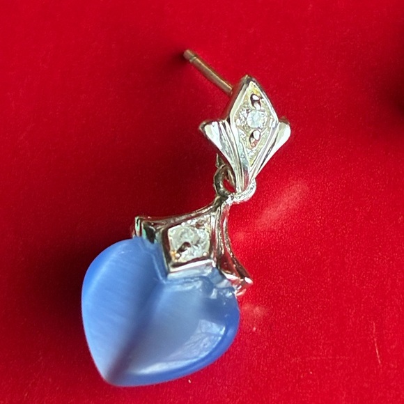 925 Silver Earrings,Elegant Silver and Blue Heart Earrings - Picture 3 of 8